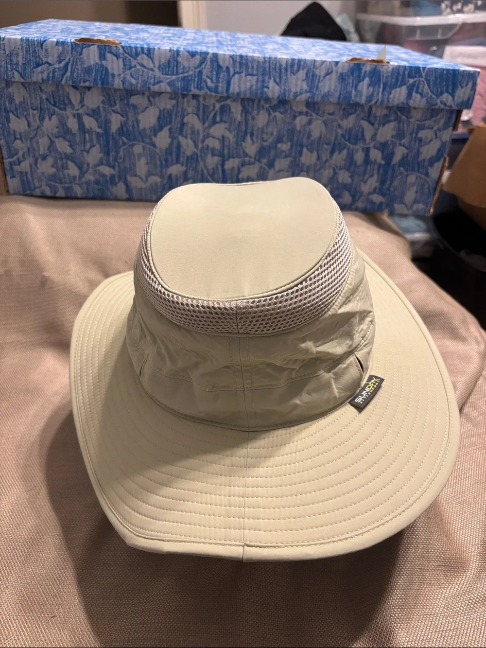 Sunday Afternoons Charter Hat - Picture 4 of 11